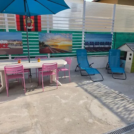 Villa Maison à Et Sa Terrasse Exposée Sud
